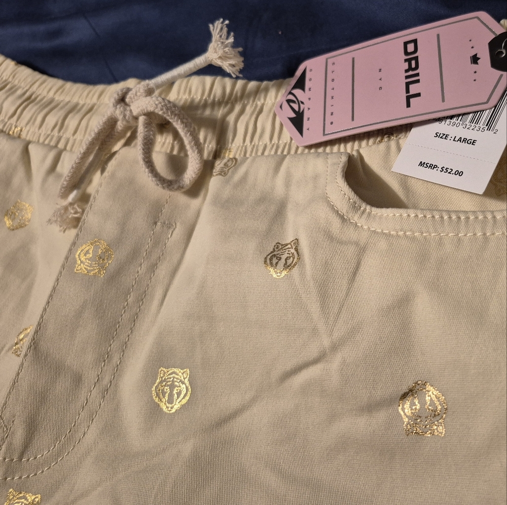Drill Clothing Cream Shorts with Gold Accents